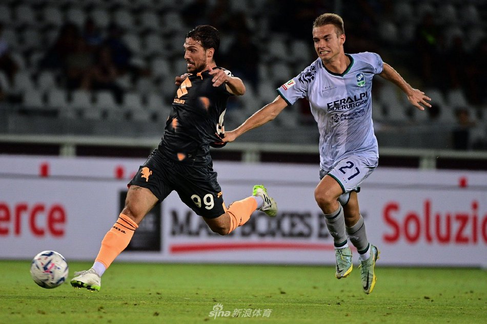 阿森纳凭借 阿森纳凭借