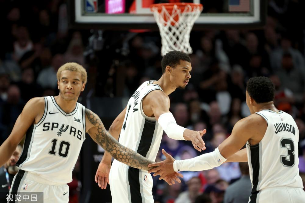 冠的球队来 冠的球队来